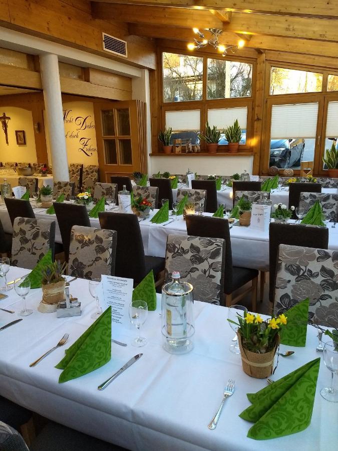 Hotel - Gasthof Erber Sinzing Exteriör bild