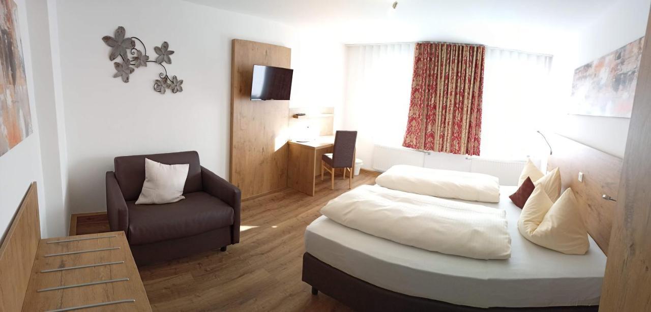 Hotel - Gasthof Erber Sinzing Exteriör bild