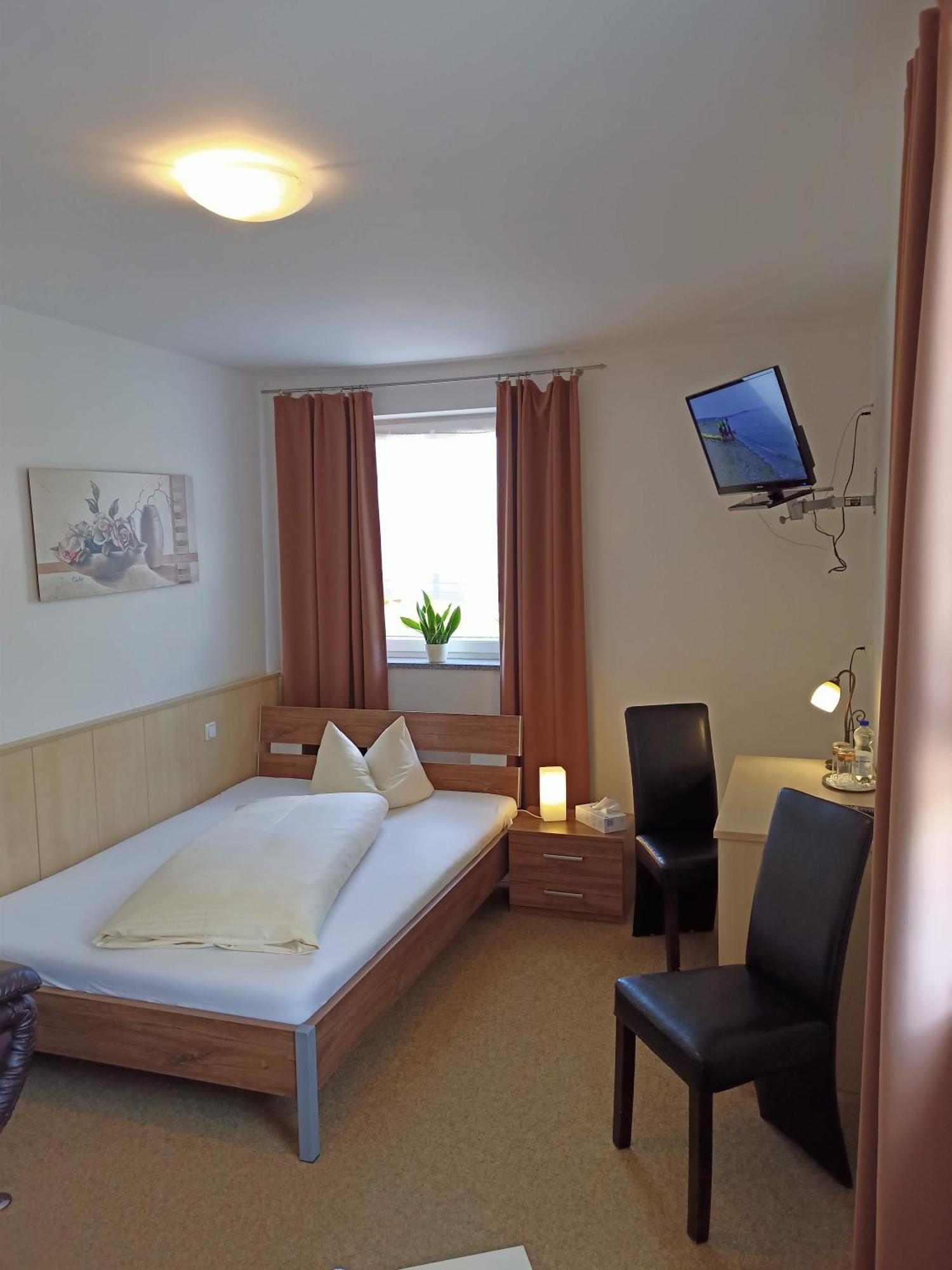 Hotel - Gasthof Erber Sinzing Exteriör bild